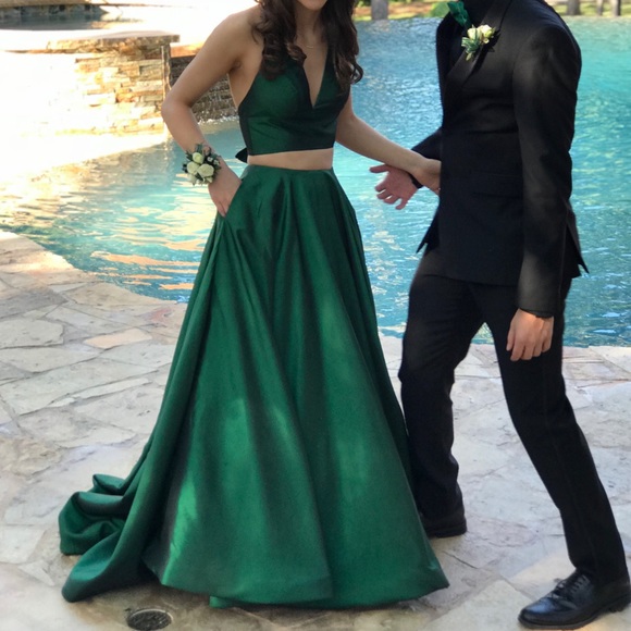 Sherri Hill Emerald Green 2 Piece Prom 